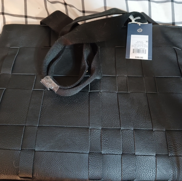 Universal* Thread black tote/ handbag New with Tags. - Picture 3 of 7